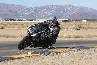 media/Dec-10-2023-SoCal Trackdays (Sun) [[0ce70f5433]]/Turn 9 Inside Set 1 (1115am)/